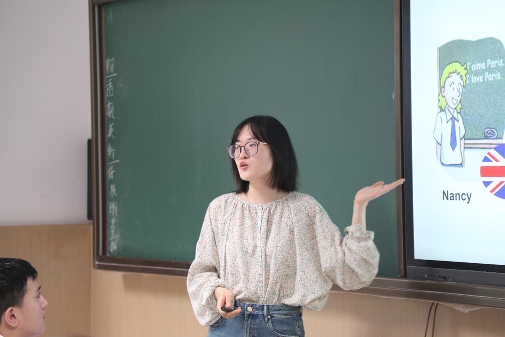 b5acc7a1aabc42e990bae72115681795.jpg