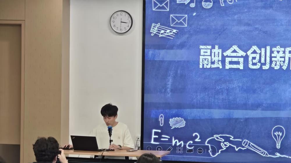 c321d4b5c3df4ec1897d0d292908717f.jpg c321d4b5c3df4ec1897d0d292908717f.jpg