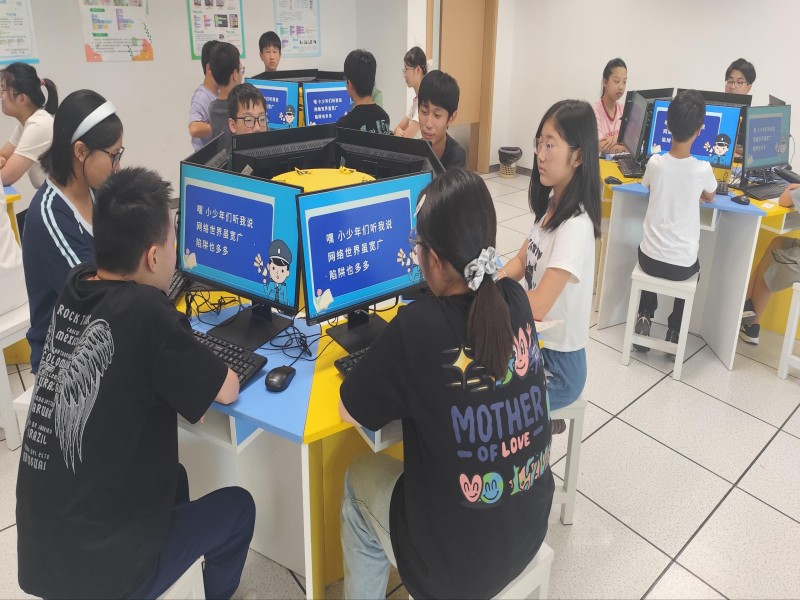 f8152620e41943af87f40db6b5dc5195.jpg f8152620e41943af87f40db6b5dc5195.jpg